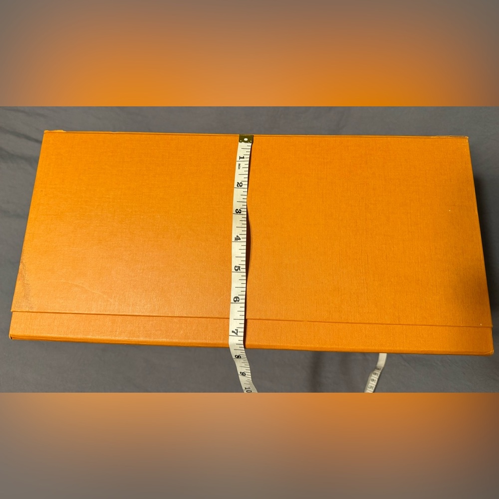 Louis Vuitton Large Box - Picture 3 of 13